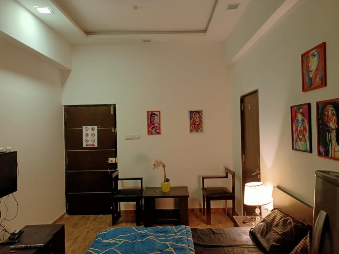 Marigold Stay Jambhulpāda Εξωτερικό φωτογραφία